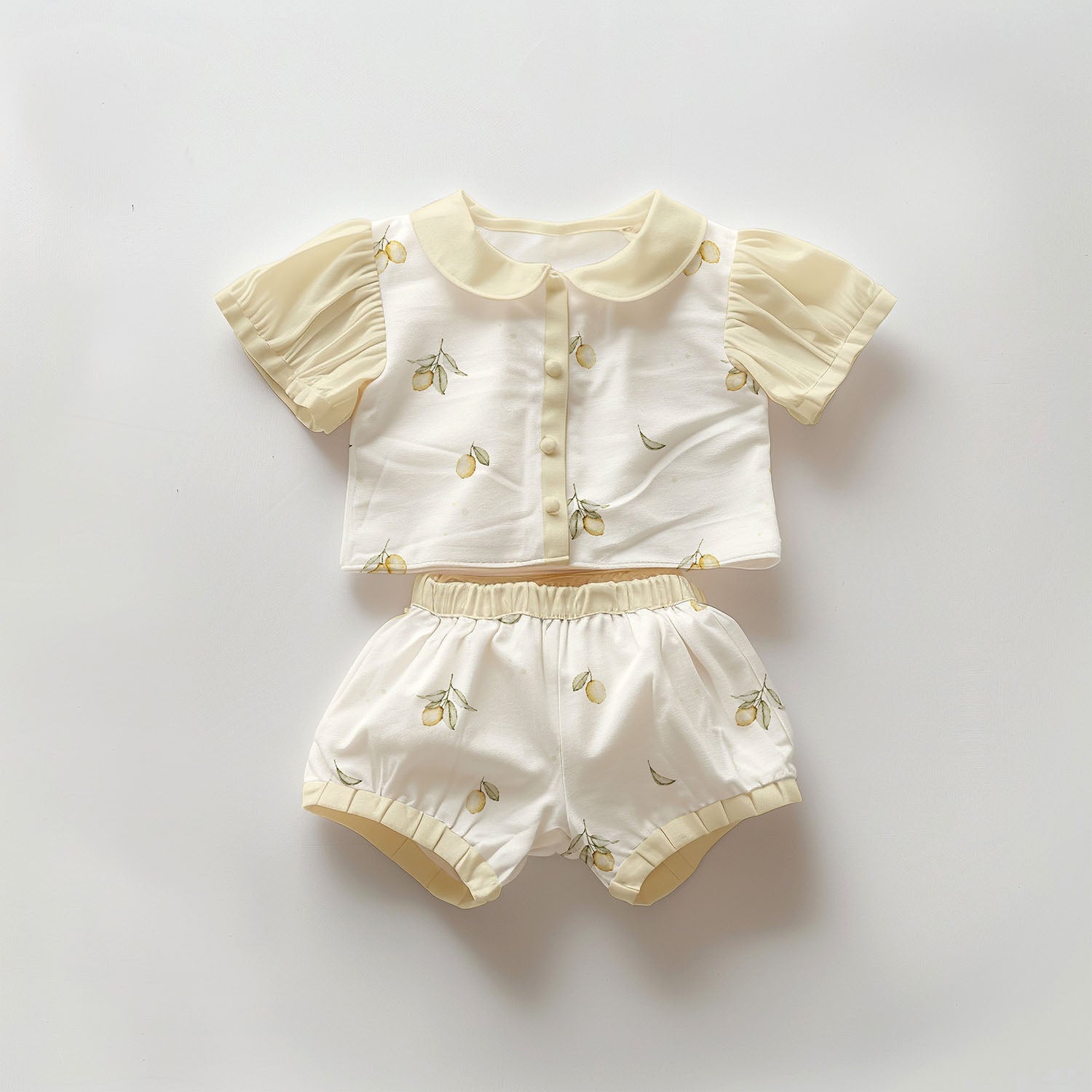 Food and fruit print fabrics collection by Family Fabrics – colourful strawberry, lemon and avocado designs on jersey, rib and waffle fabrics